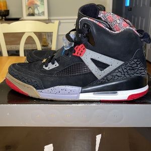 Jordan Spizike. Varsity red. size 10.5 Excellent!